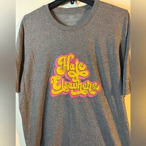 Hate Elsewhere - It’s Unwelcome Here Gray Graphic Tee with Vibrant Design